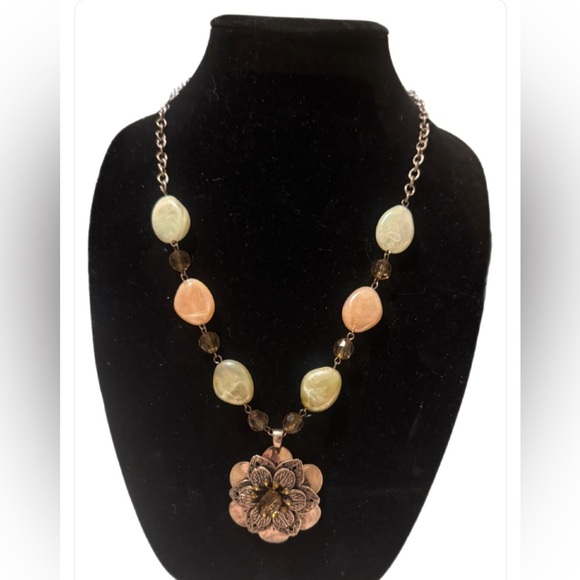 Vintage Necklace Copper Colored Flower w/ Beads On A Chain Bohemian Earthy - Picture 2 of 7